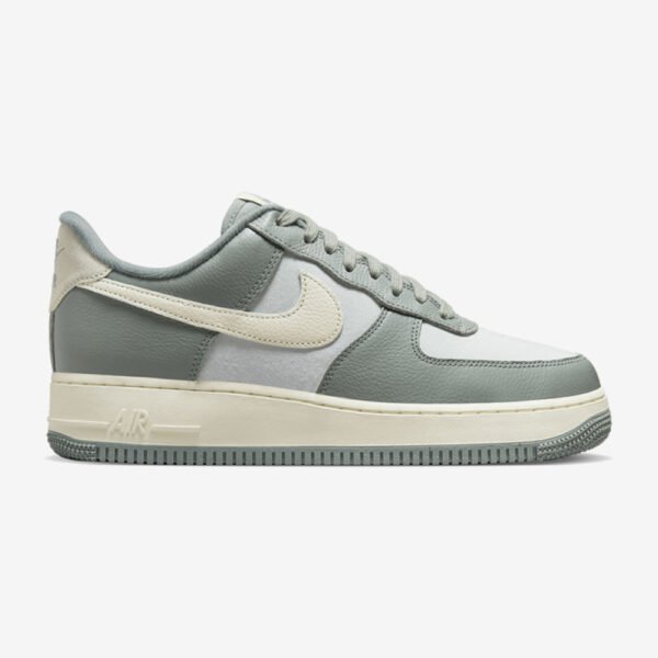 Nike Air Force