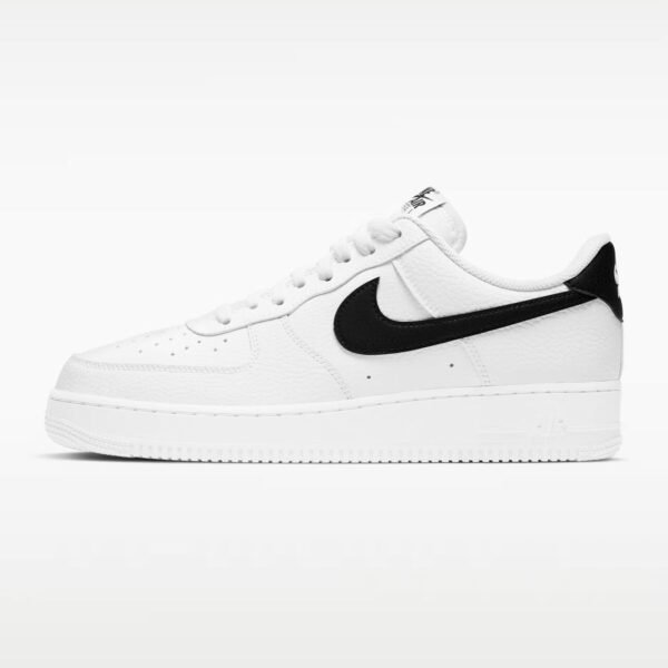 NIKE AIR FORCE