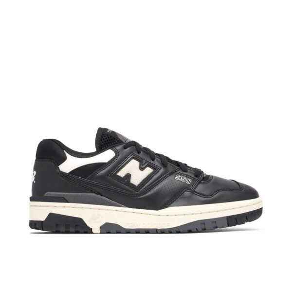 New Balance 550 PANDA