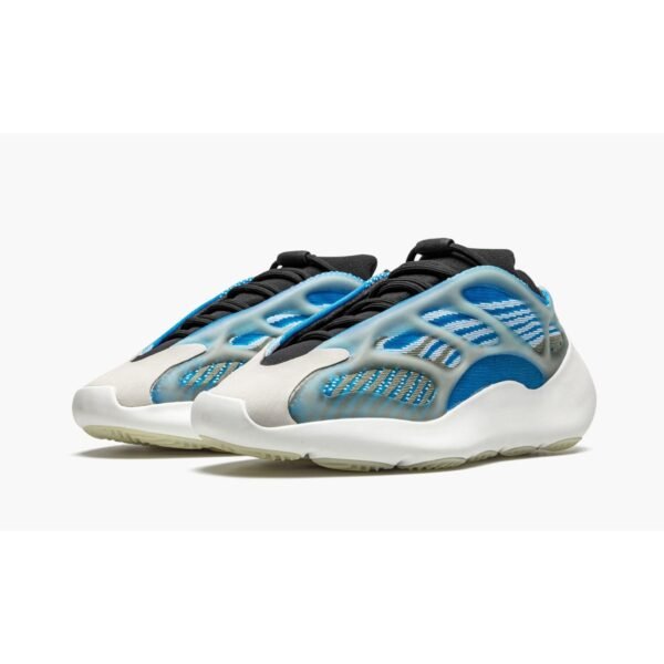 Yeezy 700 V3 Arzareth