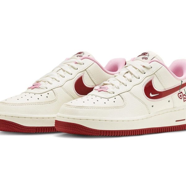Air Force 1 Low Valentine’s Day (2023) (W)