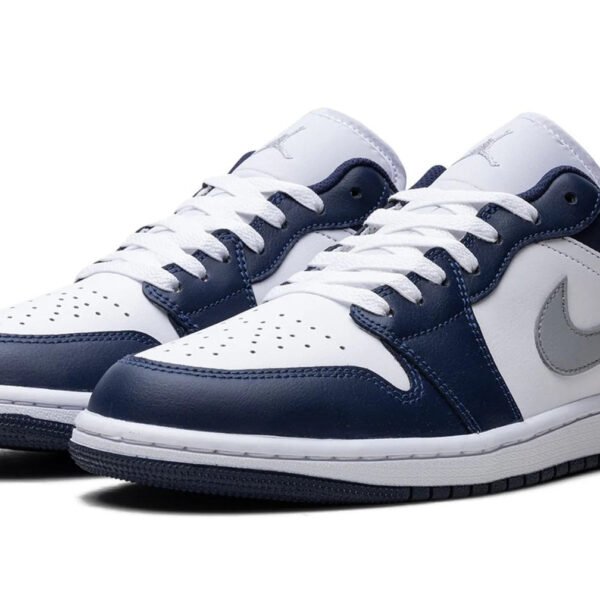 Air Jordan 1 Low Wolf Grey Midnight Navy