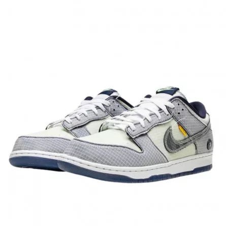 Dunk Low Union Passport Pack Pistachio